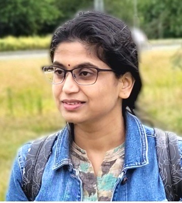 Monika Bhagade, FRONTEND DEVELOPER
